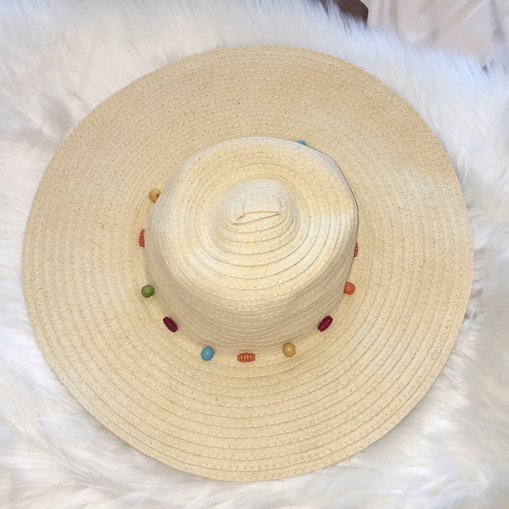 Women’s Wide Brim Straw Beach Hat